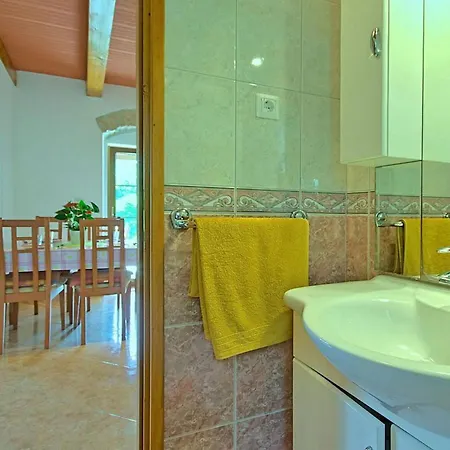 Casa Nadija Casa de Férias